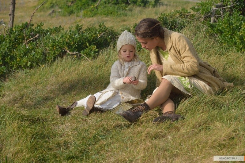 Свет в океане (2016)