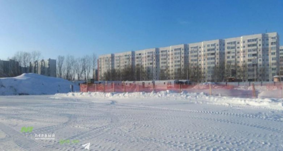 Власти ХМАО проверяют нового застройщика Нижневартовска после сообщения о массовых увольнениях