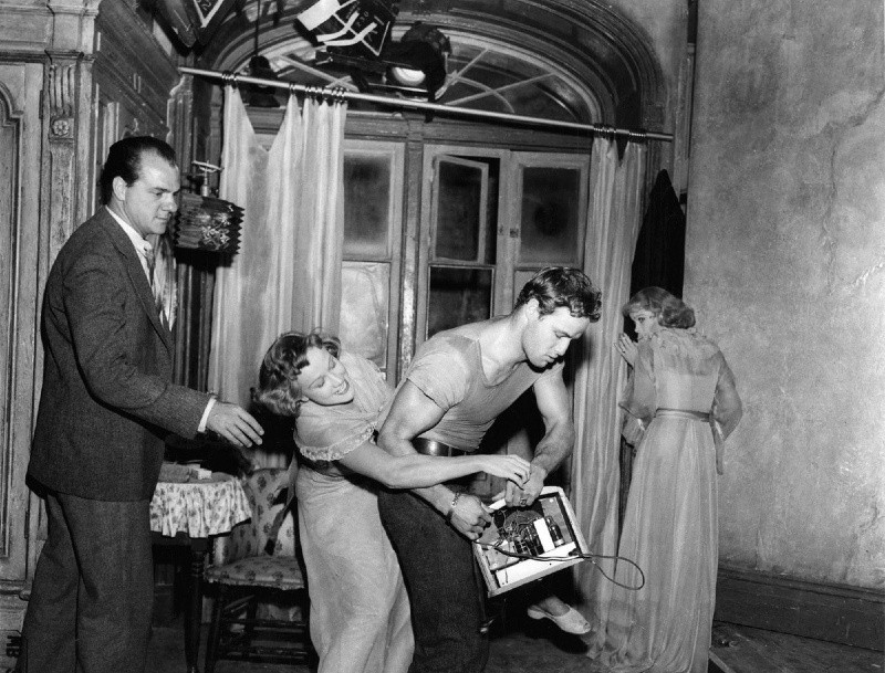 Трамвай «Желание» (1951)