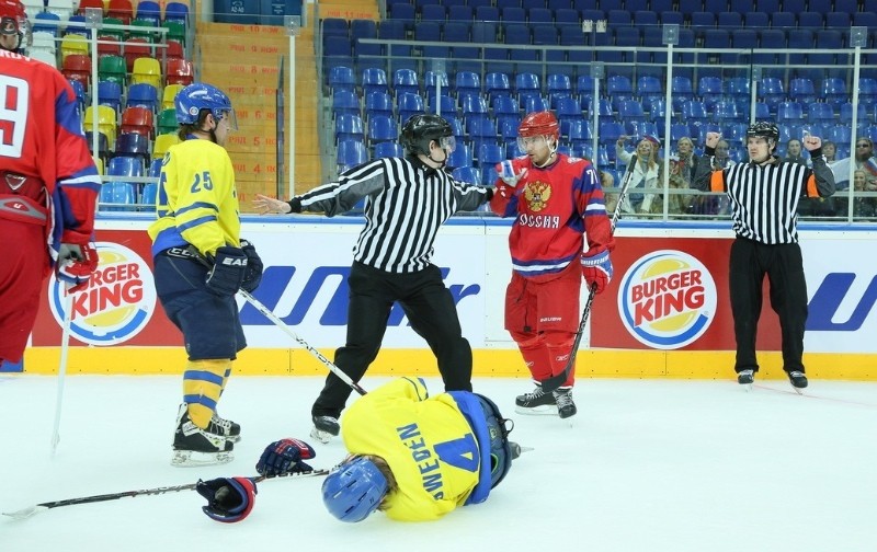 Чемпионы (2013)