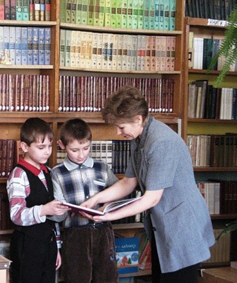 Мастер-класс по ремонту книг «Книжный лекарь» Мастер-класс по ремонту книг «Книжный лекарь»