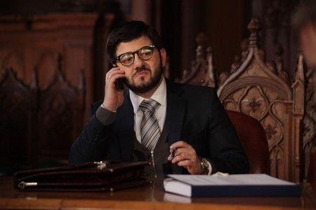 Беременный (2011)