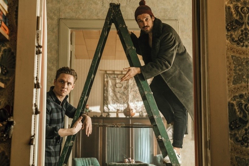 100 вещей и ничего лишнего (2018)