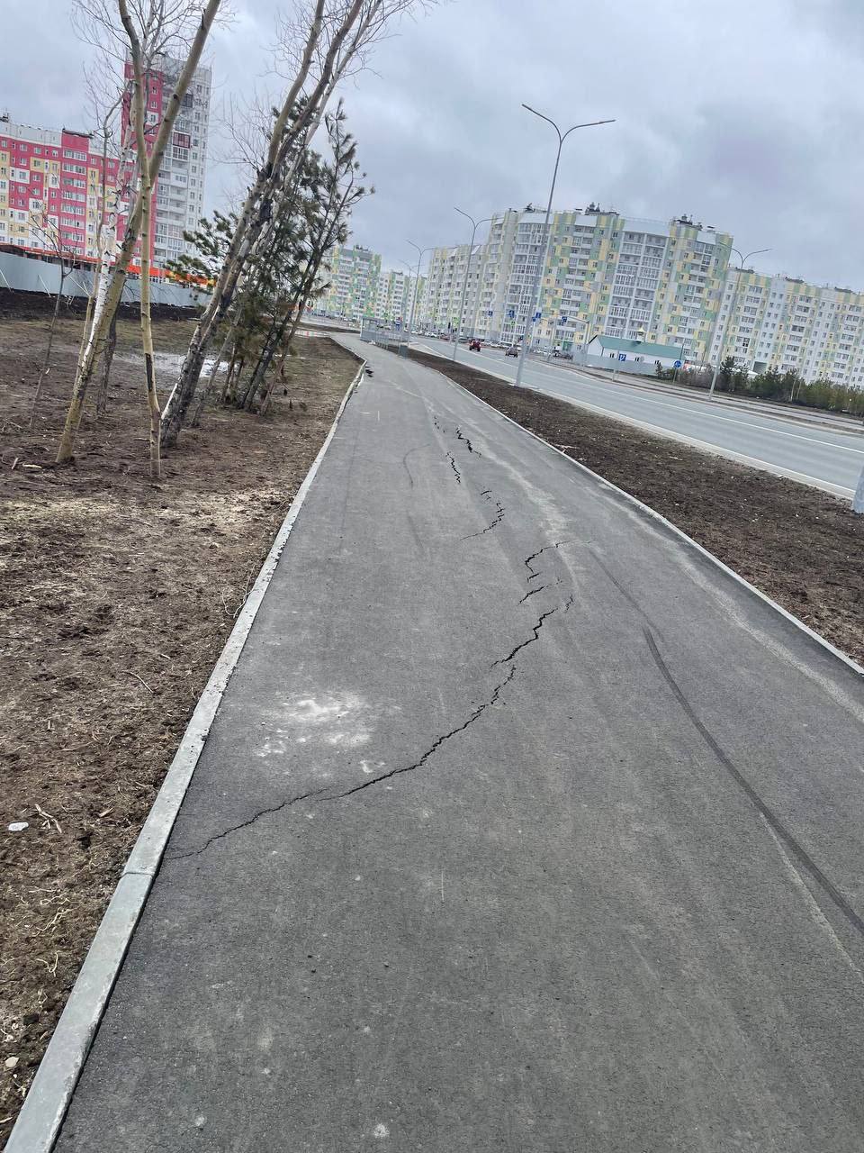 В Нижневартовске разрушился новый тротуар в ипотечке