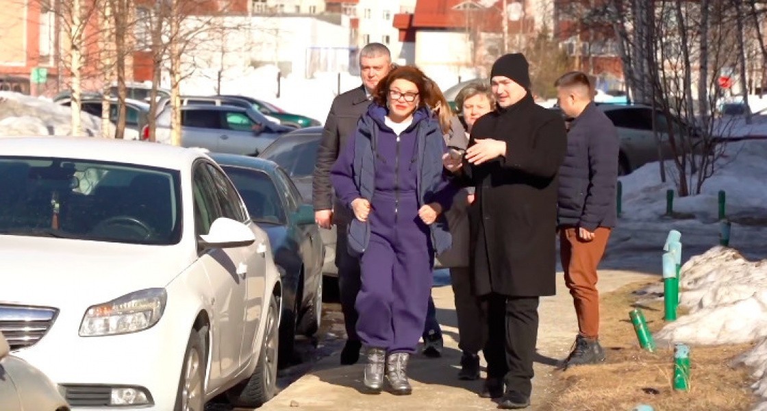 В Нижневартовске проблемный затопленный проезд посетил ревизор