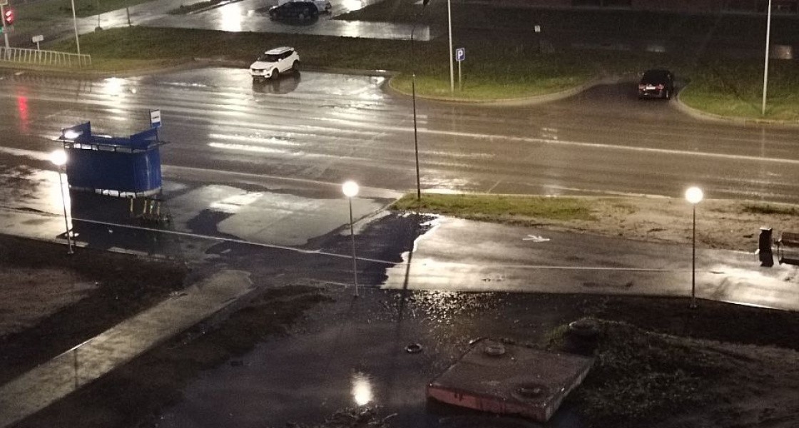 Жители Нижневартовска из-за аварии остались без горячей воды раньше срока
