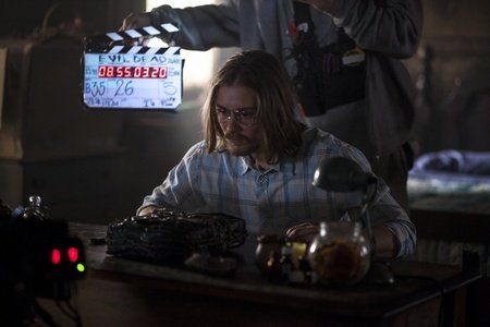 Зловещие мертвецы: Черная книга (2013)