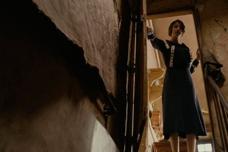 Кошмар за стеной (2011)