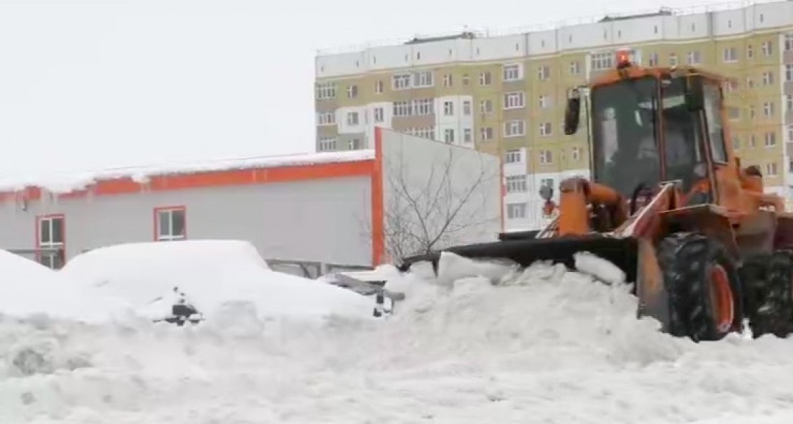 Жители Нижневартовска за свой счет почистили муниципальную землю, не дождавшись городских служб