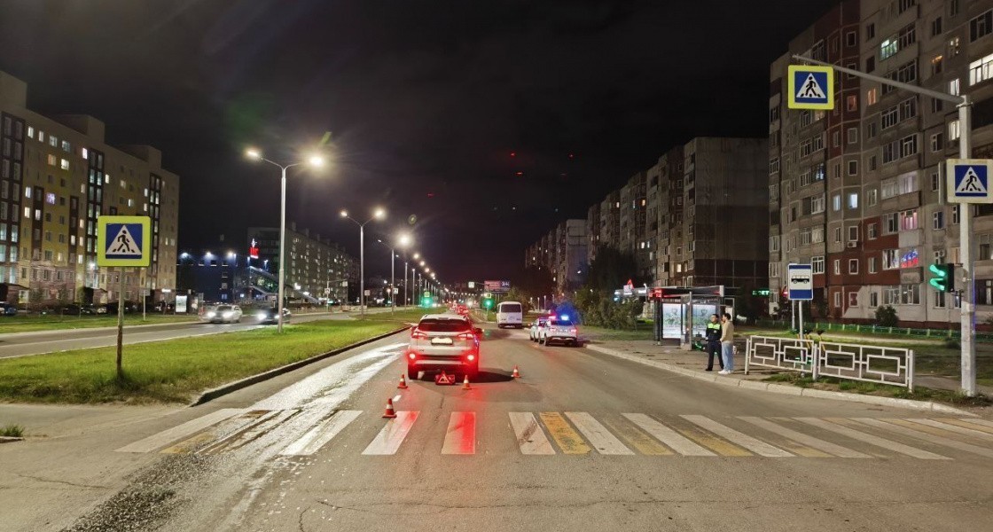 В Нижневартовске два человека попали под колеса в разных частях города по одной причине