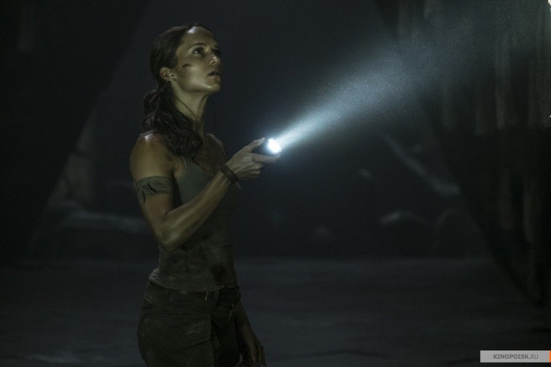 Tomb Raider: Лара Крофт (2018)