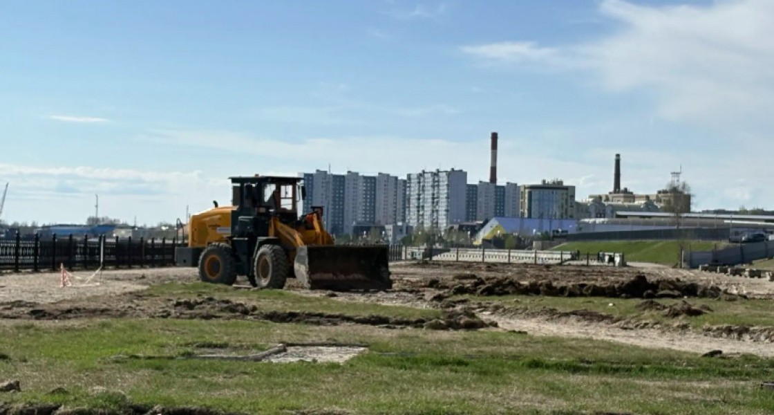 В Нижневартовске начали строить новый участок бульвара на набережной