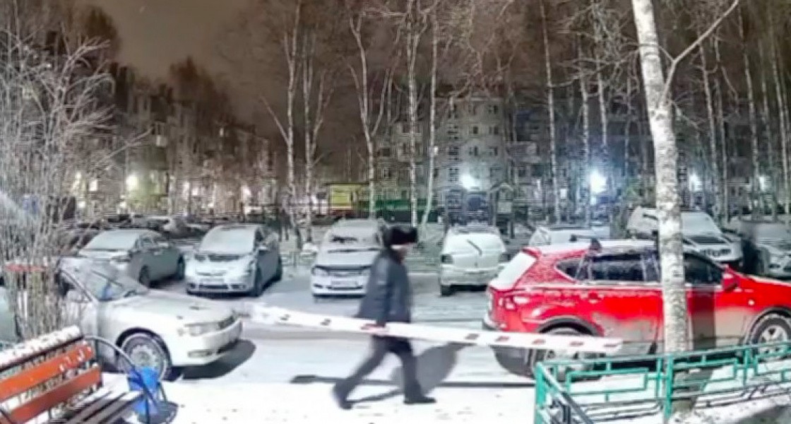 Житель Нижневартовска украл шлагбаум
