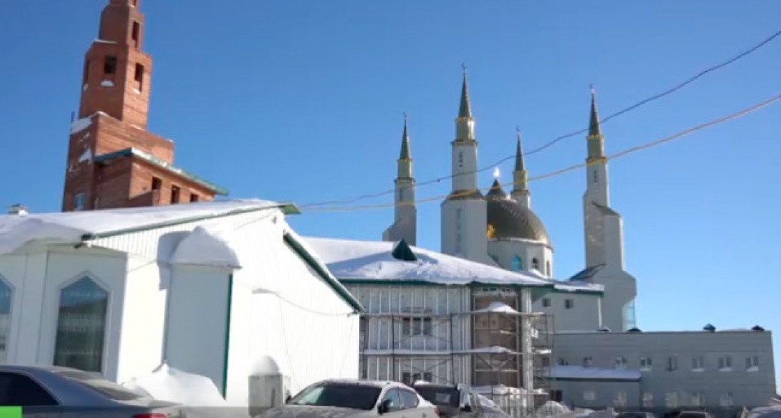 Крупнейшая мечеть на набережной в Нижневартовске почти готова (ВИДЕО)