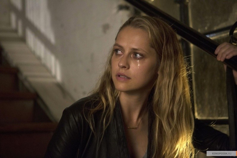 2:22 (2016)