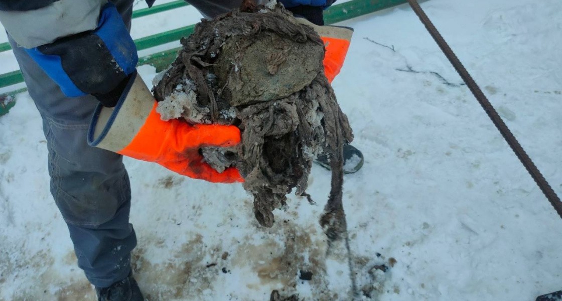 Жители дома в Нижневартовске смыли в канализацию 10 кг мусора