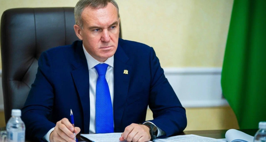 Губернатор ХМАО поручил дорожникам взять на особый контроль подготовку зимников и ледовых переправ