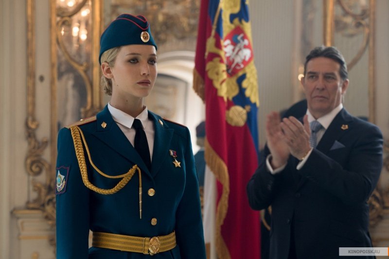 Красный воробей (2018)