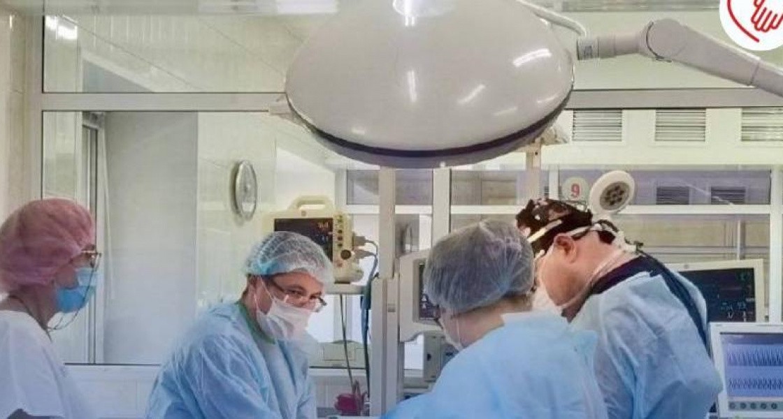 В Нижневартовске врачи спасли малыша, который родился весом меньше килограмма