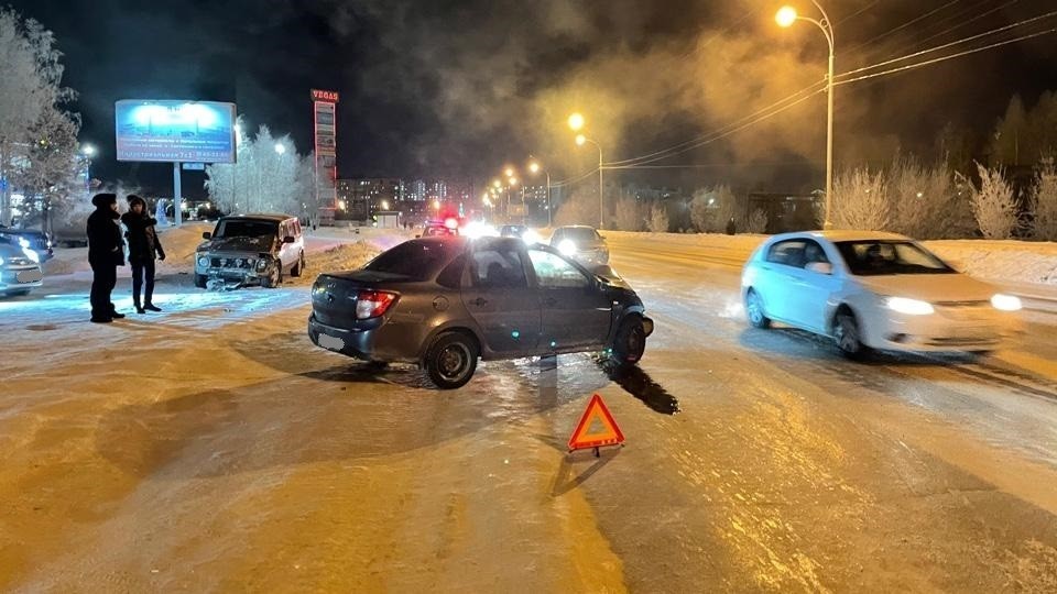 В первый рабочий день в Нижневартовске произошло 5 ДТП