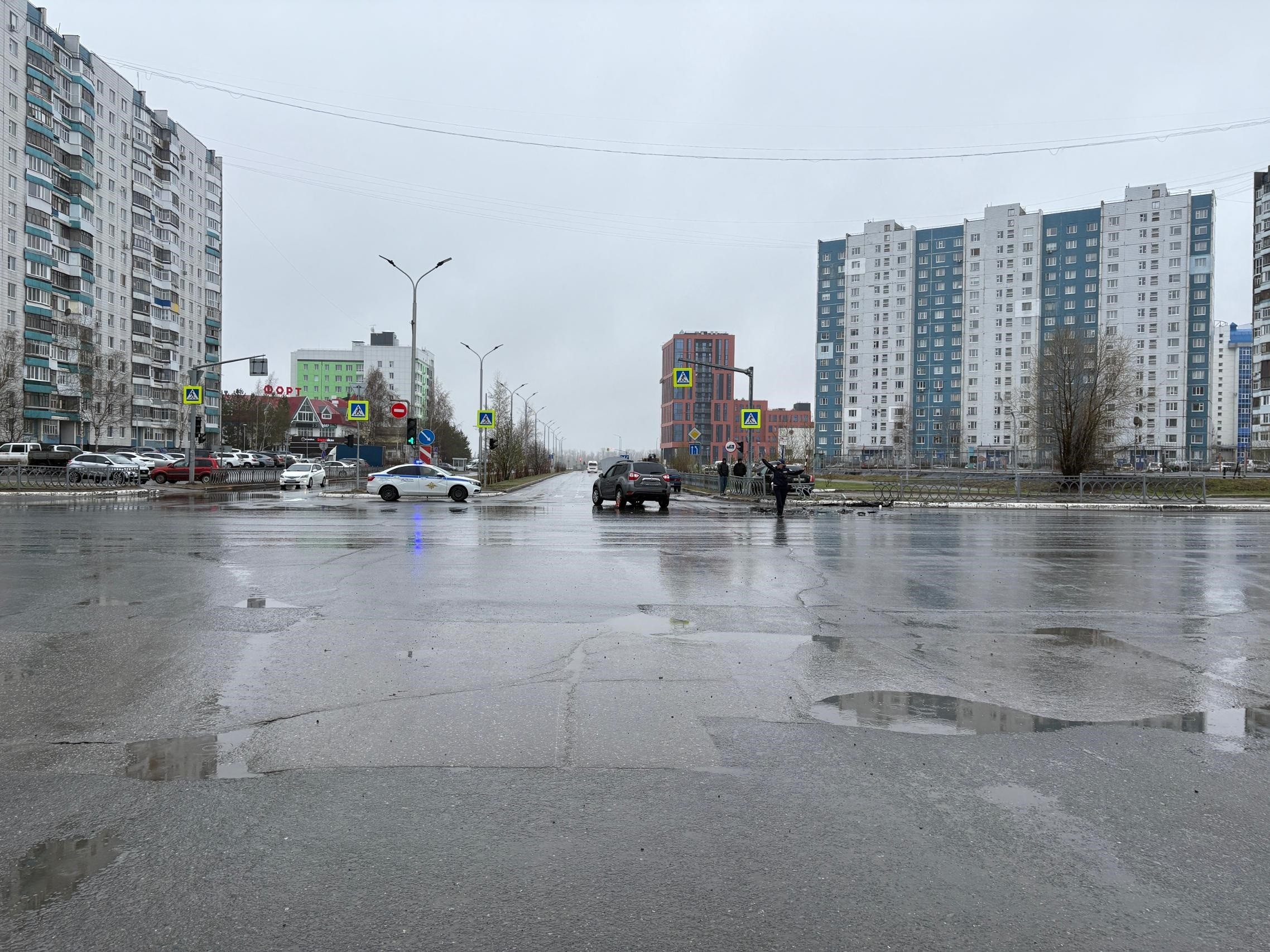 В Нижневартовске из-за сломанного светофора произошло жесткое ДТП