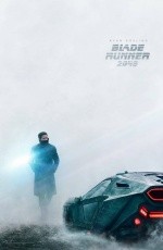 Бегущий по лезвию 2049 (2017)