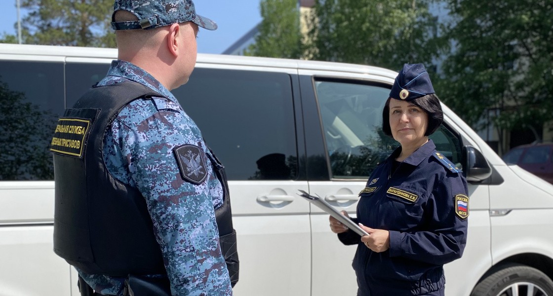 Судебные приставы заставили жителя ХМАО работать, чтобы оплатить долг по алиментам