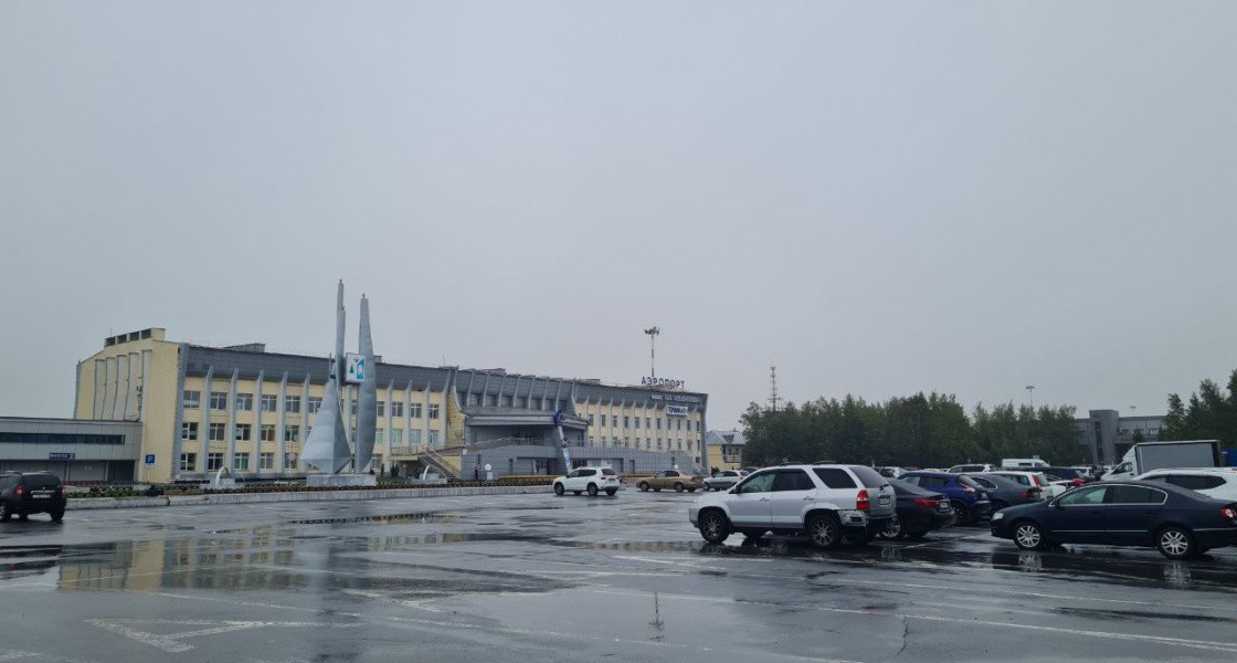 В Нижневартовске полностью обновят парковку у аэропорта