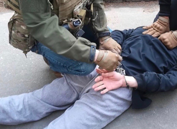 Троих жителей Нижневартовска заподозрили в связях с террористической организацией. Они задержаны