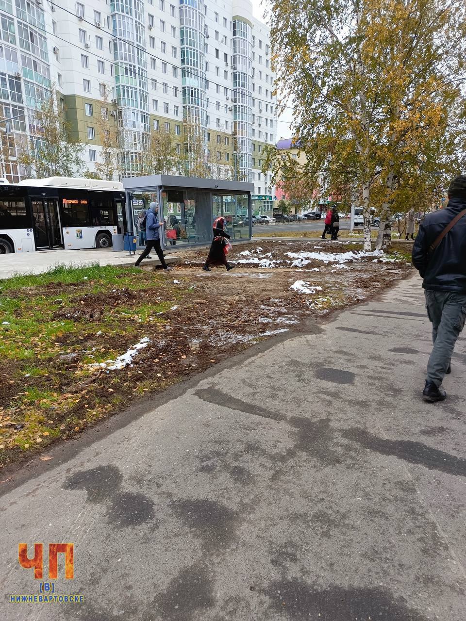 Власти Нижневартовска решили проблему пассажиров автобусов, но те все равно остались не довольны
