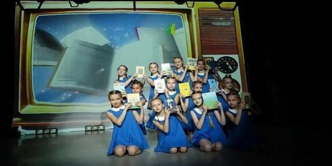 Литературно-музыкальная гостиная «Доброе кино» Литературно-музыкальная гостиная «Доброе кино»