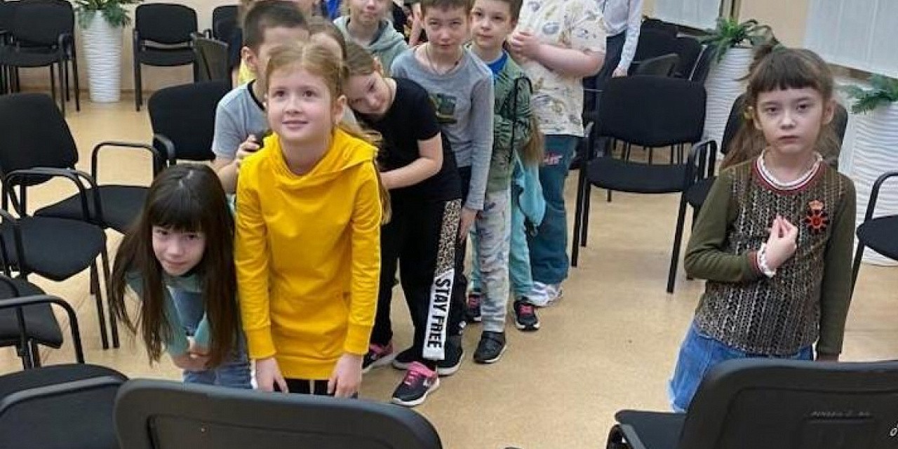 Познавательно–развлекательная программа «ПРОискусство»