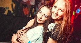 Токио танцы «Голые и смешные»