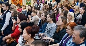 Городская выставка-конкурс «Навстречу друг другу»