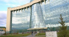В Нижневартовске родственникам запретили посещать пациентов ОКБ