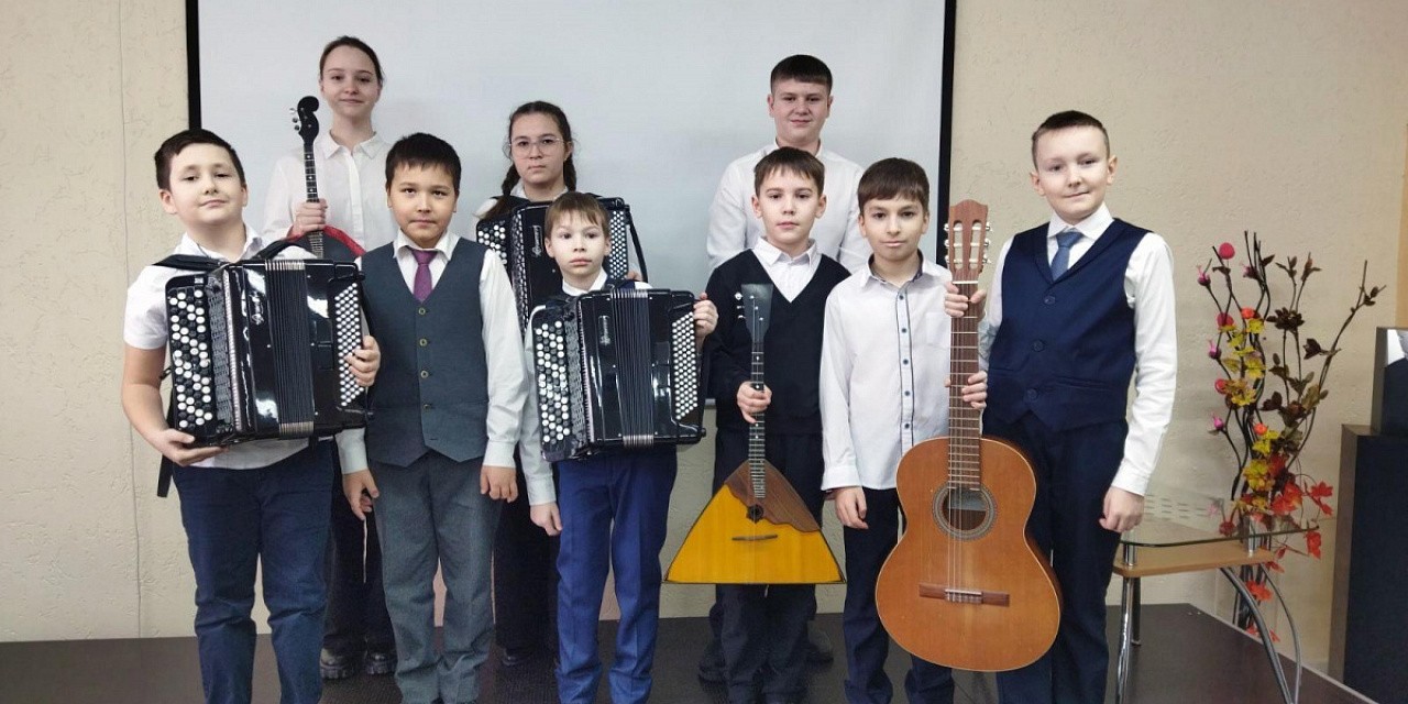 Концерт «Осенний листопад мелодий»
