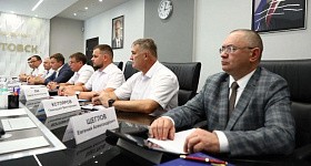 Глава Нижневартовска напомнил коммунальщикам об ответственности за подготовку к зиме