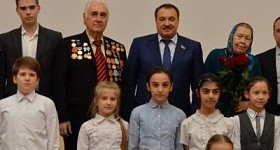 Праздничныий концерт в лицее №2
