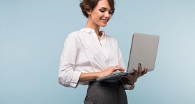Жители ХМАО оценили 2022 год с точки зрения карьеры