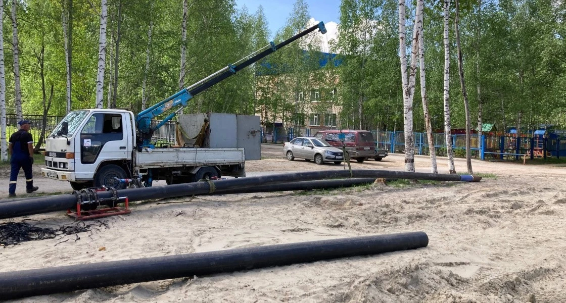 В Нижневартовске началась реконструкция сетей на месте взрыва жилого дома