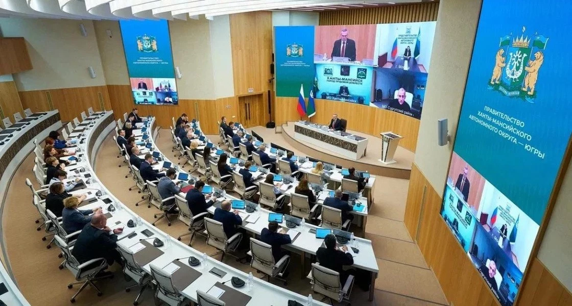 Власти ХМАО 65% бюджета направят на здравоохранение, образование и культуру;