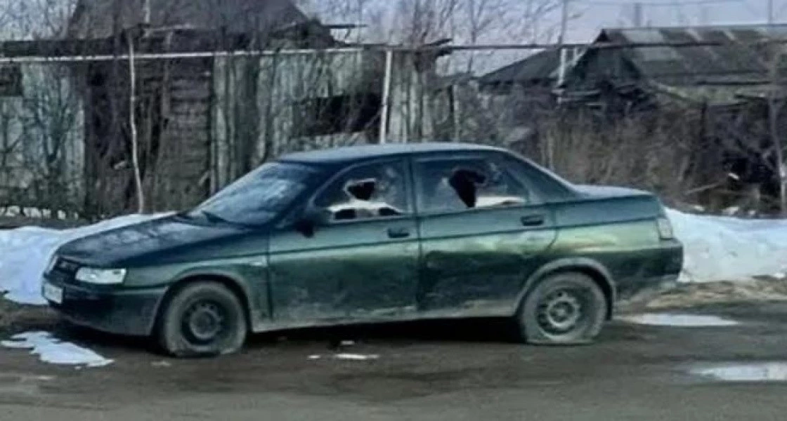 Мстительная зумерша из ХМАО разнесла машину своего парня