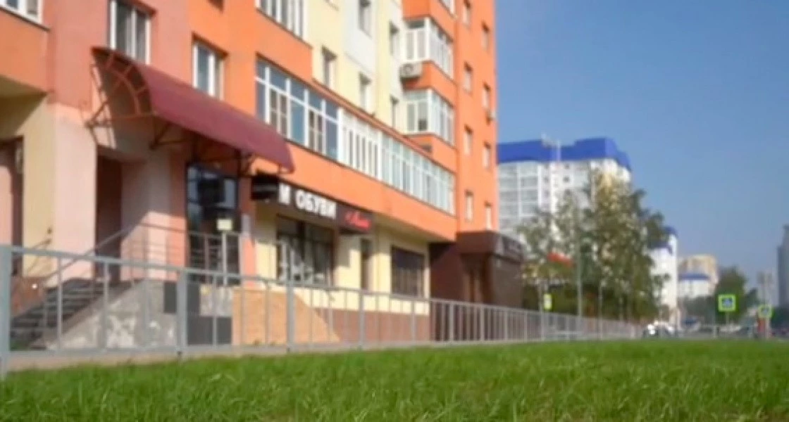 В Нижневартовске коммунальщики лишили дом парковки