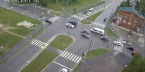 Мегион, Перекресток Заречная - Губкина